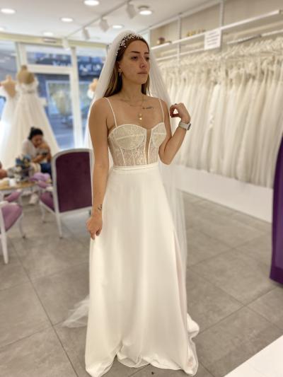 Transparan Bedenli Yırtmaçlı Helen Gelinlik